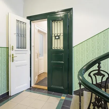 Apartment Dlouha 2ab Prag
