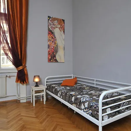 Dlouha 2ab Apartmán