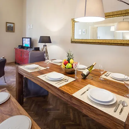 Dlouha 2ab Apartman